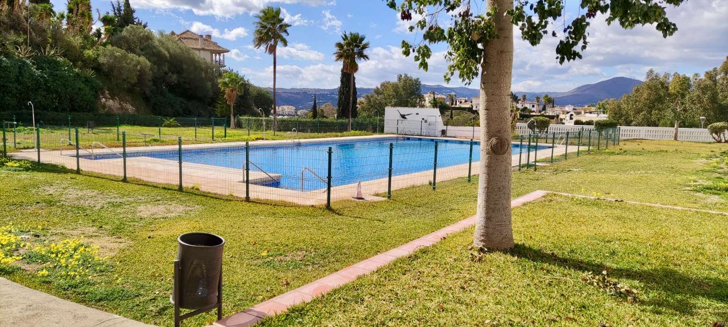 Propriété commerciale avec garage à Mijas Golf